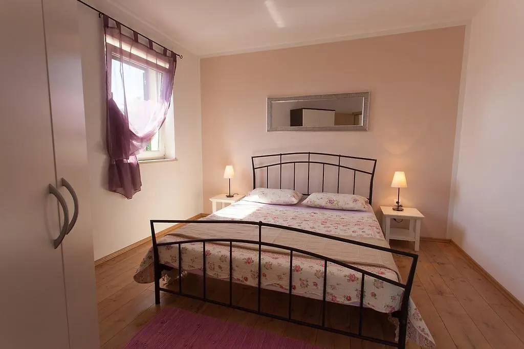 Apartment Magas Vrbnik