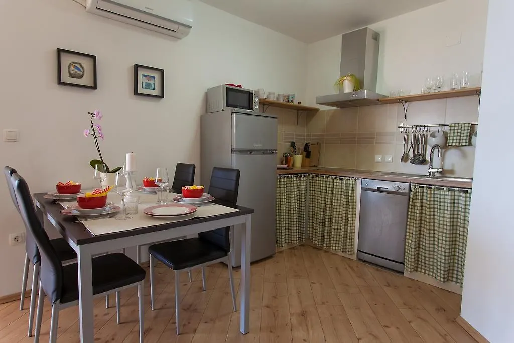Apartment Magas Vrbnik